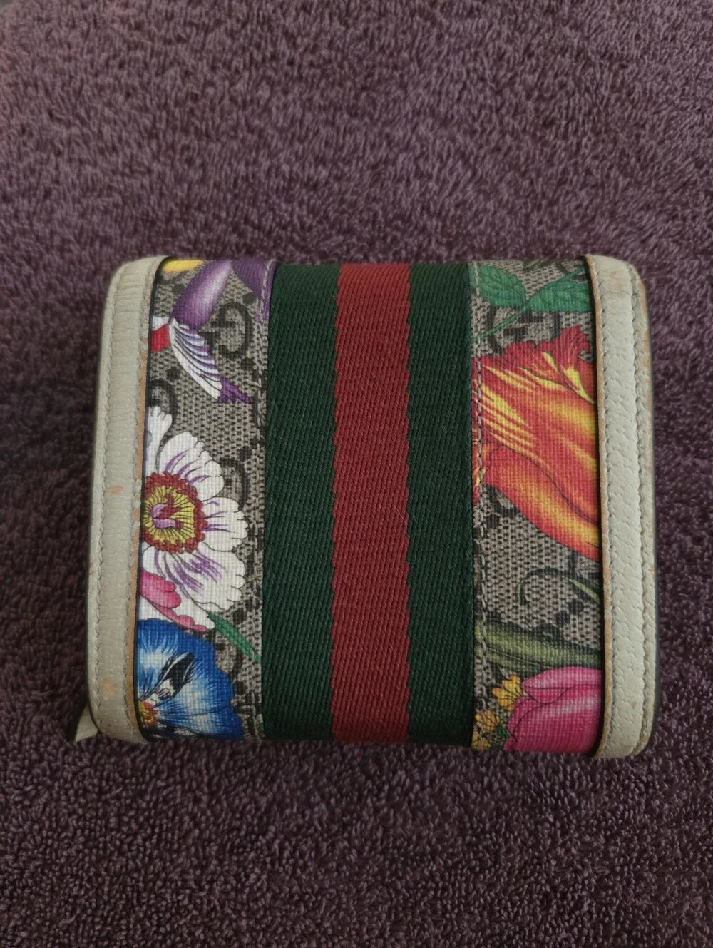 Gucci Floral GG Canvas Wallet with Green and Red Stripe Not for sale